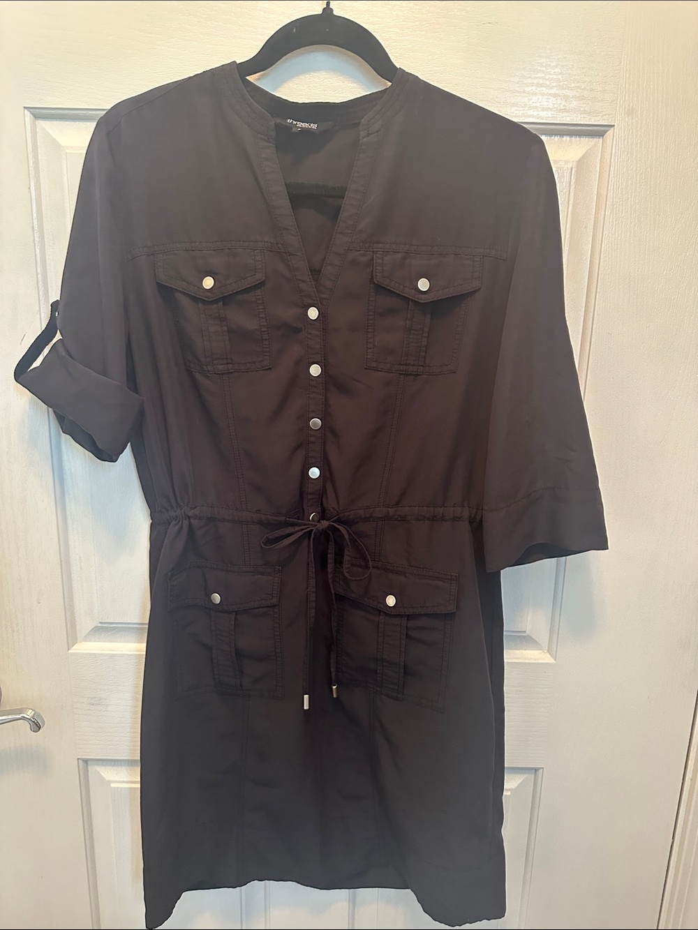 Saks Fifth Avenue Threads Black Button-Front Snaps Drawstring Waist Dress Sz 8
